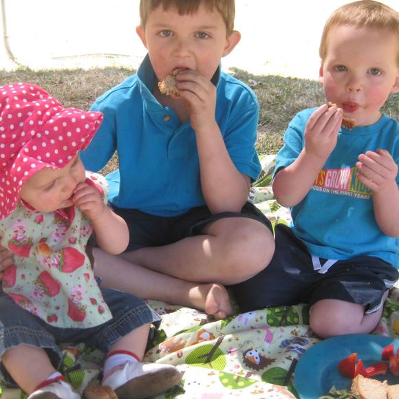 Meet your Posher, Alexandra - Picture 1 of 1